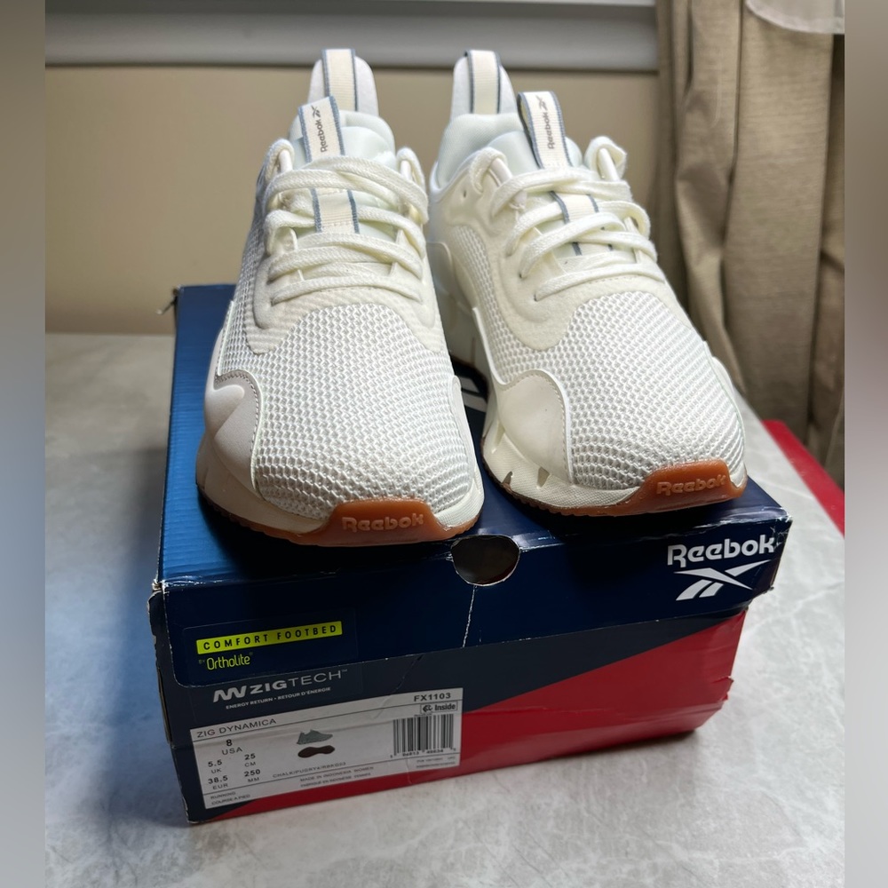 Brand New Reebok Women’s Zig Dynamica Size 8 - Picture 2 of 12